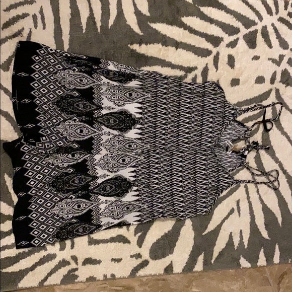Romper - Picture 1 of 1